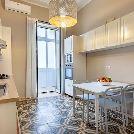 100mq Maison Paradise - Central&elegant Appartement